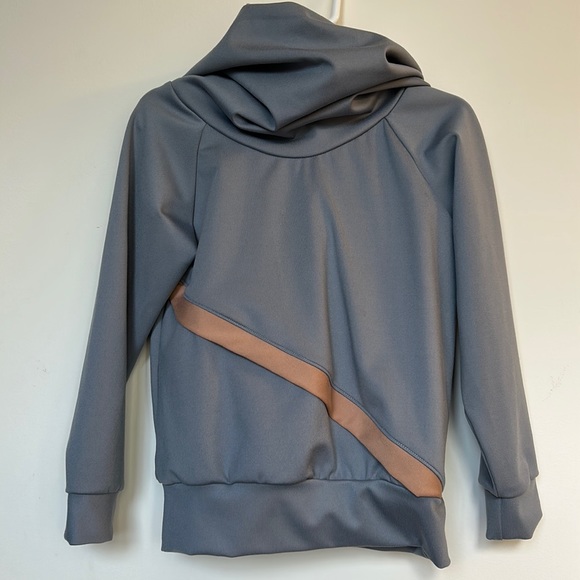 Handmade Joggers Set - Picture 3 of 12